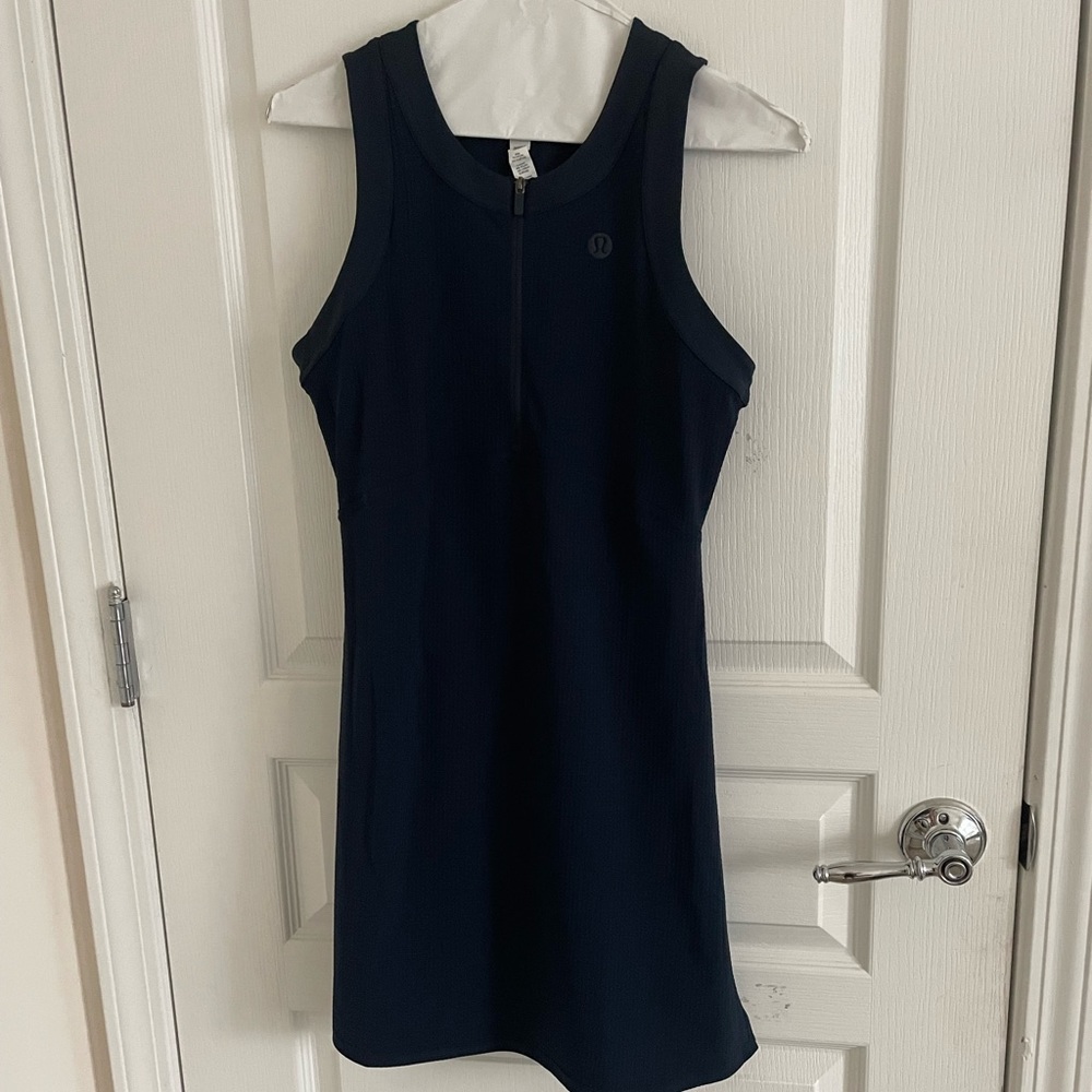NWT lululemon navy grid texture tennis dress Sz 6